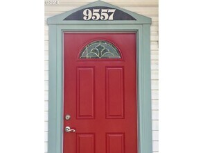 9557 SE 40th Ave in Milwaukie, OR - Building Photo - Building Photo