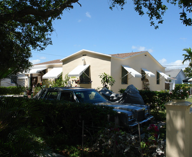 1915 Madison St in Hollywood, FL - Building Photo - Building Photo