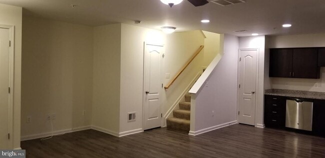 1826 Cassandra Dr in Eldersburg, MD - Building Photo - Building Photo