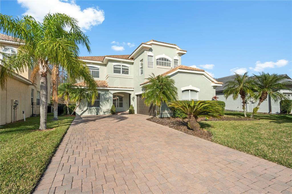 10888 Cory Lake Dr in Tampa, FL - Building Photo