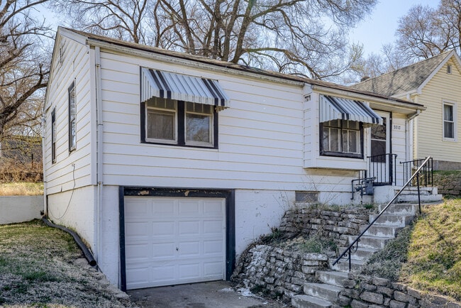 3717 N 42nd St in Omaha, NE - Building Photo - Building Photo