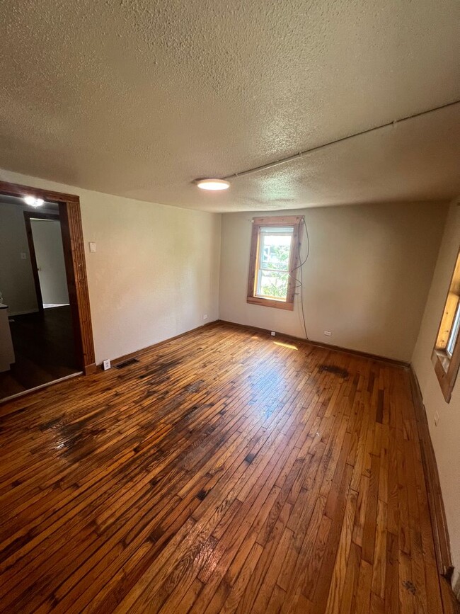 217 Smith St in Monroe, MI - Building Photo - Building Photo