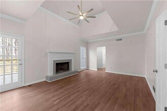 6015 Canaan Woods Dr SW in Atlanta, GA - Building Photo - Building Photo