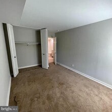 324 Drummers Ln in Wayne, PA - Building Photo - Building Photo