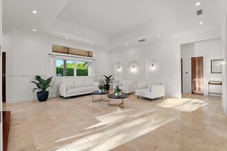 9463 SW 123rd Ter in Miami, FL - Building Photo - Building Photo