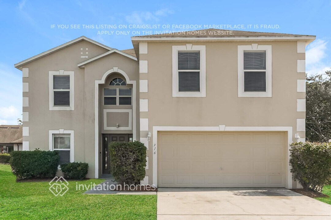 316 Kingfish Dr in Kissimmee, FL - Foto de edificio