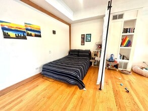 1840 W Cermak Rd in Chicago, IL - Building Photo - Building Photo