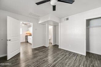 1744 W Glendale Ave in Phoenix, AZ - Building Photo - Building Photo