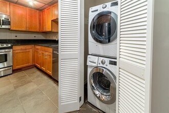 347 Varick St in Elizabeth, NJ - Building Photo - Building Photo