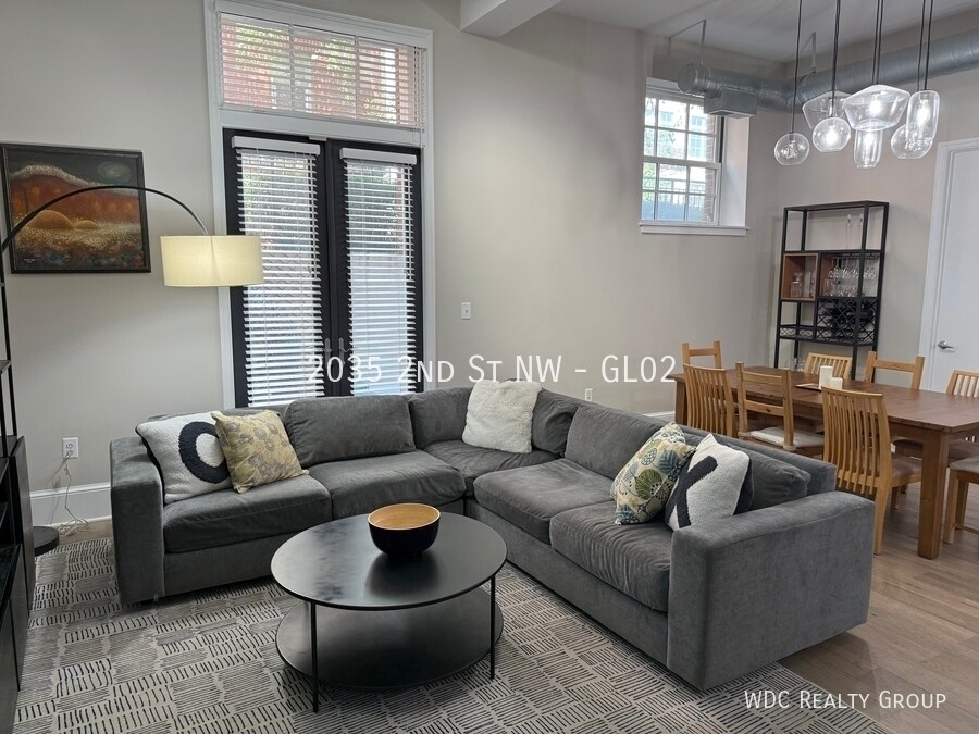2035 2nd St NW in Washington, DC - Building Photo