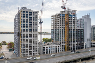 The Quay - Tower III in Toronto, ON - Building Photo - Building Photo