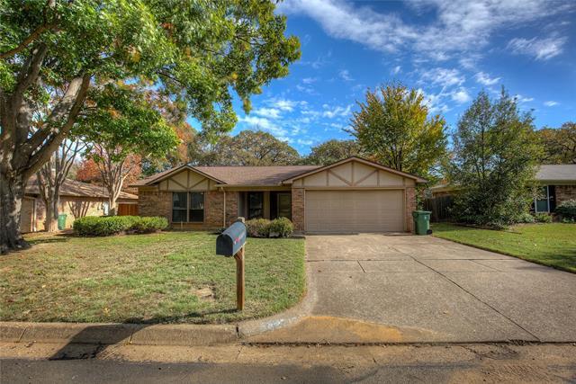 property at 2717 Lucas Dr