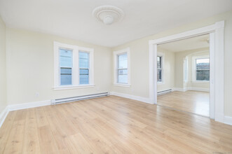 11 Academy St in Norwalk, CT - Building Photo - Building Photo