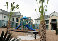 Glen Oak Apartments in Corpus Christi, TX - Building Photo - Building Photo