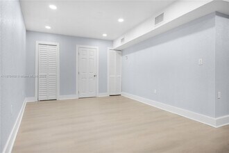 430 SW 15th Rd in Miami, FL - Building Photo - Building Photo