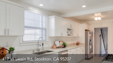 417 W Swain Rd in Stockton, CA - Building Photo - Building Photo