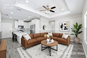 1409 San Vicente, Unit 3 in Weslaco, TX - Foto de edificio - Building Photo