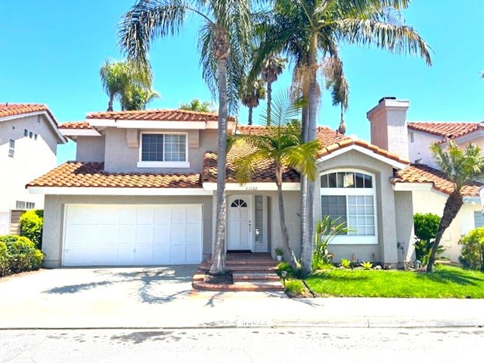 30022 Whitecap in Laguna Niguel, CA - Building Photo