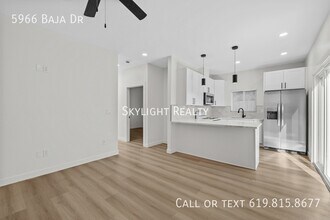 5966 Baja Dr in San Diego, CA - Building Photo - Building Photo