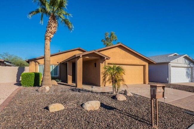 property at 821 N 87th Pl