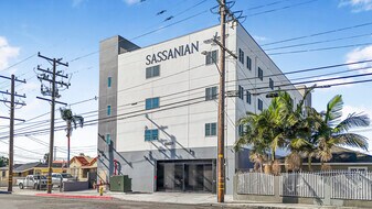 10609 S Inglewood Ave, Unit NA in Inglewood, CA - Building Photo