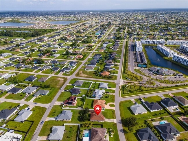 property at 152 NW 6th Ave