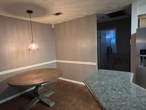 7925 Blue Bonnet St in Beaumont, TX - Building Photo - Building Photo