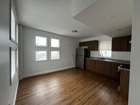 10 Spring St, Unit 2 in Taunton, MA - Building Photo