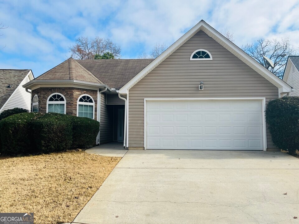 62 Green Spring in Newnan, GA - Building Photo