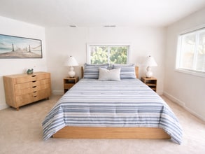 2404 Chatsworth Blvd, Unit Studio in San Diego, CA - Building Photo - Building Photo