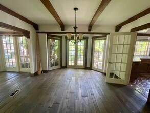 5050 Fulton Ave in Los Angeles, CA - Building Photo - Building Photo
