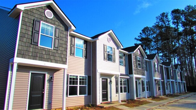 property at 6 Newport Square Ct