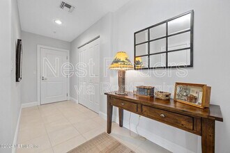 1431 Riverplace Blvd in Jacksonville, FL - Building Photo - Building Photo
