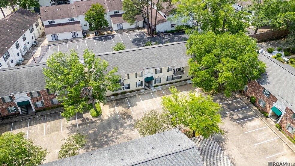 9851 Jefferson Hwy, Unit H12 in Baton Rouge, LA - Building Photo