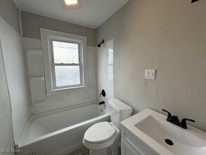 16406 Harvard Ave in Cleveland, OH - Building Photo - Building Photo