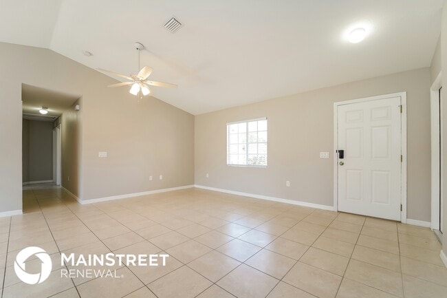 6100 Deer Run Rd in North Port, FL - Building Photo - Building Photo