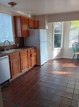 15 Alvina Ave in San Rafael, CA - Foto de edificio - Building Photo