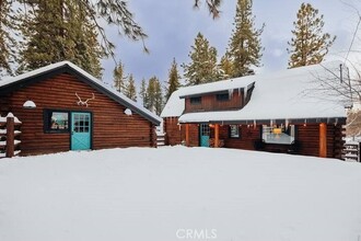 1091 Club View Dr, Unit 2094 in Big Bear Lake, CA - Building Photo - Building Photo
