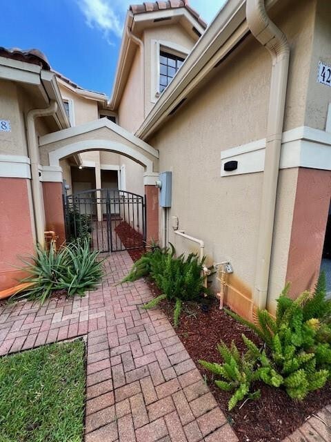 4266 Vineyard Cir in Weston, FL - Building Photo - Building Photo