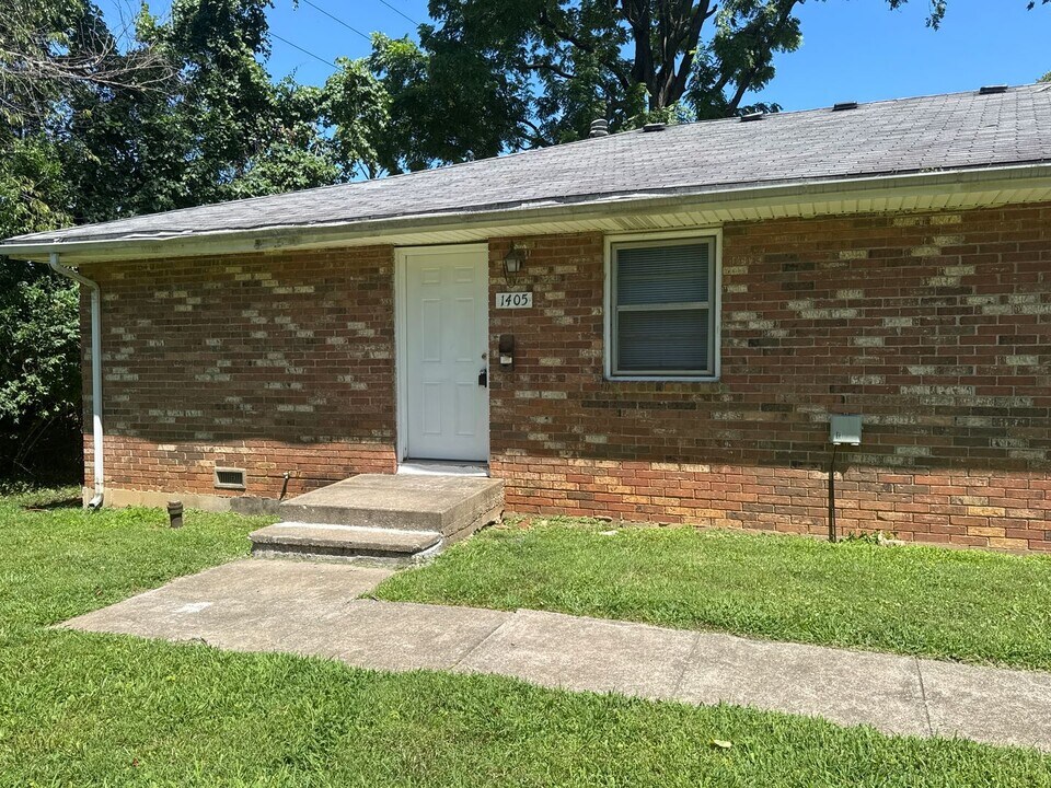 1405 E Cairo St in Springfield, MO - Building Photo