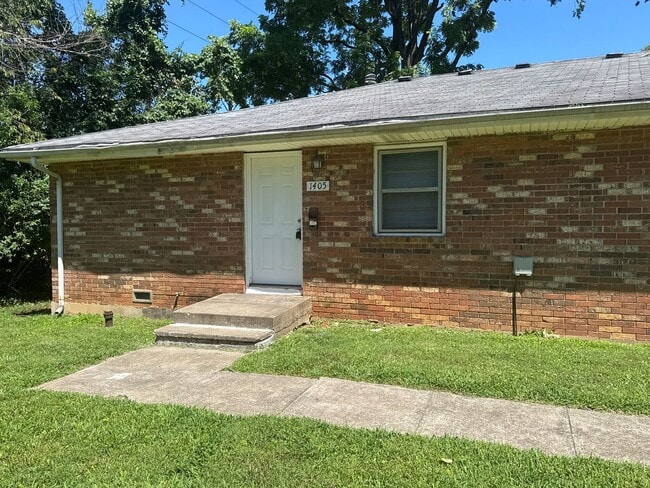 property at 1405 E Cairo St