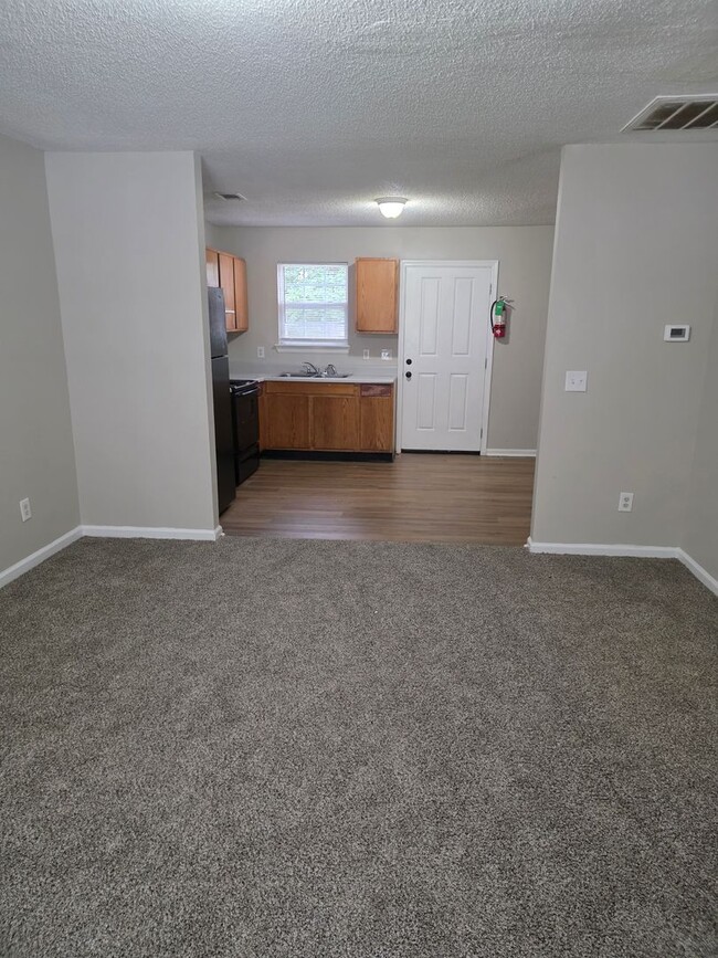 1209 Harmony St in Florence, SC - Building Photo - Building Photo