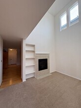 6648 Elizabeth Loop SE in Auburn, WA - Building Photo - Building Photo