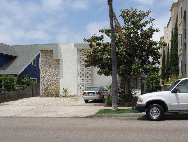 3966 Centre St in San Diego, CA - Building Photo - Building Photo