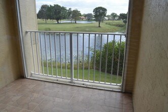 2100 Greenview Shores Blvd-Unit -515 in Wellington, FL - Building Photo - Building Photo