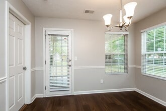 420 Cathedral Dr in Mcdonough, GA - Building Photo - Building Photo