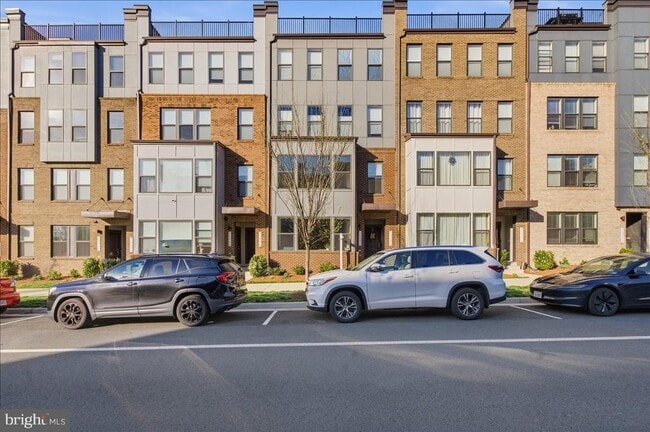 property at 13538 Sayward Blvd