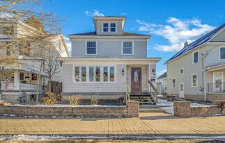 2124 Shawnee Ave in Scranton, PA - Building Photo