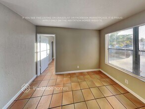 2301 N 62nd Ave in Hollywood, FL - Foto de edificio - Building Photo