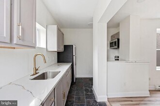 2302 N 18th St in Philadelphia, PA - Building Photo - Building Photo